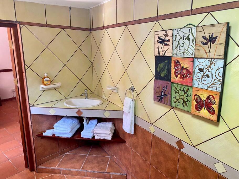 3-Bedroom Villa With A Jacuzzi Noord Luaran gambar