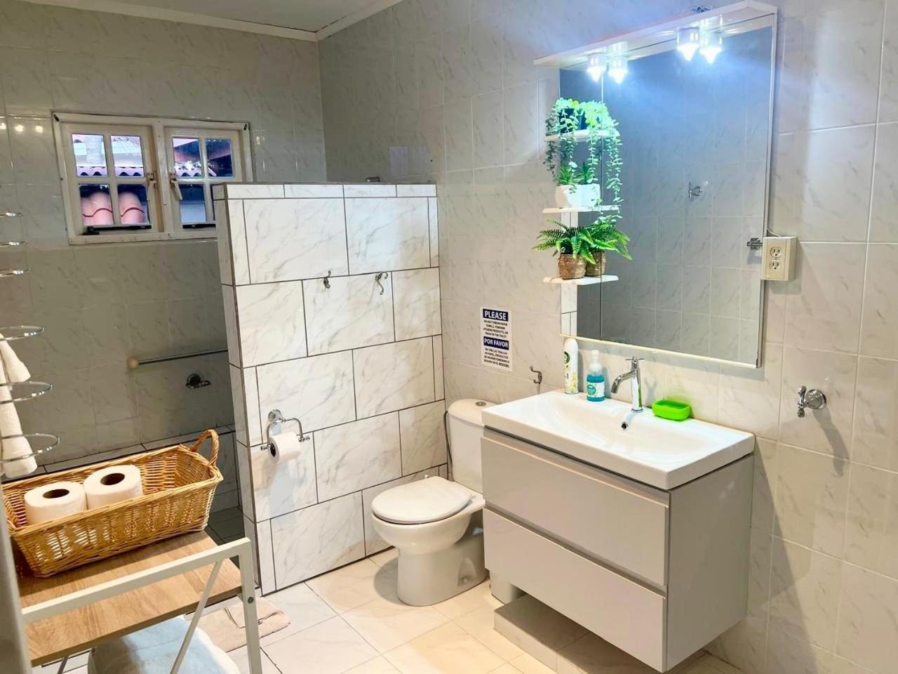 3-Bedroom Villa With A Jacuzzi Noord Luaran gambar
